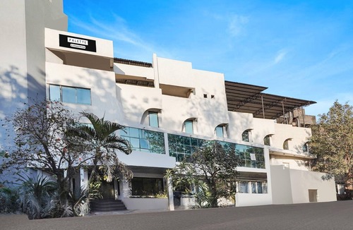Adajan House | Super Deluxe RoomPalette Country Club