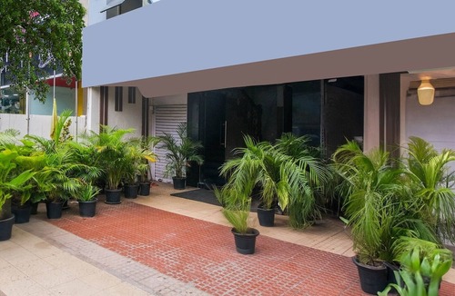 Dwaraka Nagar House | Super Hotel O Gurudwara