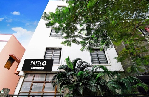 Kolkata House | Super Hotel O Tagore Park Laskarhat