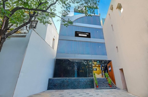 Banjara Hills House | Super Townhouse OAK Banjara Hills