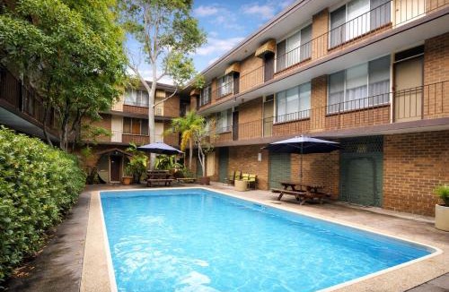 St. Kilda East Apartment | Superb Studio, Great Value in St Kilda East