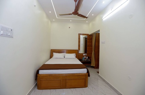 Tiruvallur Hotel | Temple View Residency