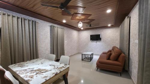 Amritpur Apartment | The Alpine Lakeview suite 1
