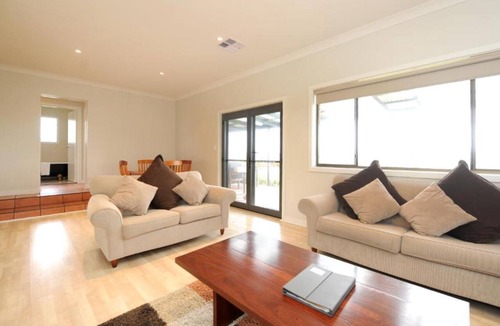 Ob Flat Hotel | The Barn Accommodation