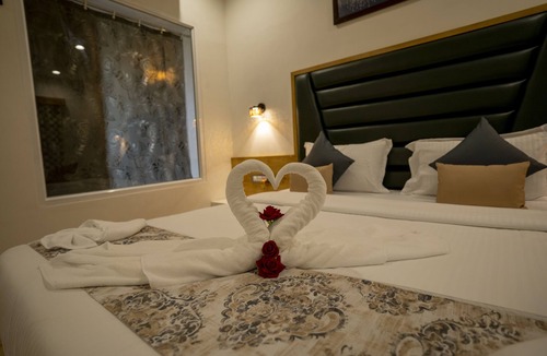 Haripur Hotel | The Comfort Gir Resort