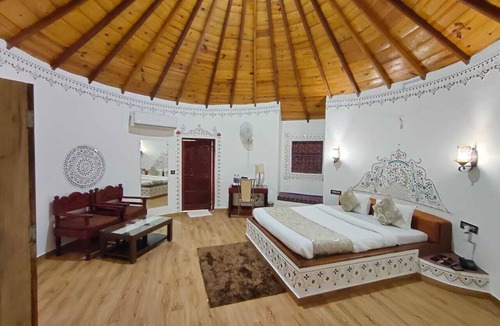 Ahmedgadh Hotel | The Desert Den - Little Rann of Kutch