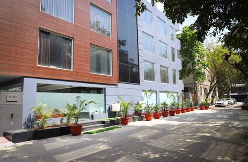 South City I Hotel | The Empire Rooms & Boutique Near Cyber City Gurgaon