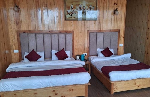 Dhanaulti Hotel | The Mount Vista Resort