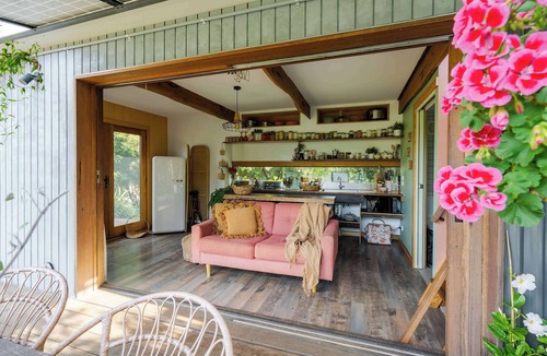 Tawonga South House | The Secret Garden Alpine Mountain Retreat