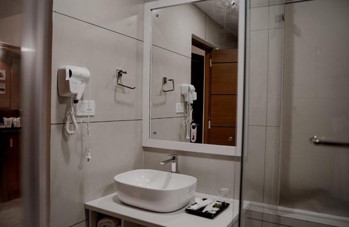 Suryanelli Hotel | The TeaTree Munnar