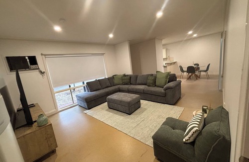 Echuca House | The Terrace. Bright & Comfortable 2BR Unit - Prime Echuca Location