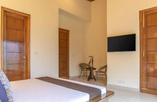 Dharampur Hotel | Three Bedrom House Kasauli I The Mountain Mansion I Serviced Villa I Party & Music I Sky Bonfire I Kasauli By Exotic Stays