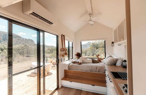 Coxs Crown House | Tiny Aura