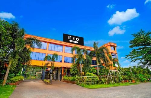 Bhubaneshwar Hotel | Townhouse Bhubaneswar Barang Railway Station