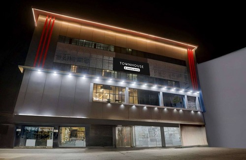 Jabalpur House | Townhouse ISBT Vijay Nagar Jabalpur