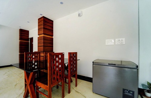 Nedumbassery House | Townhouse Oak Cochin International Airport