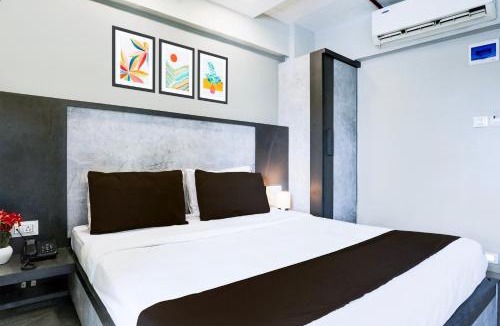 Vashi Hotel | Townhouse Oak Vashi