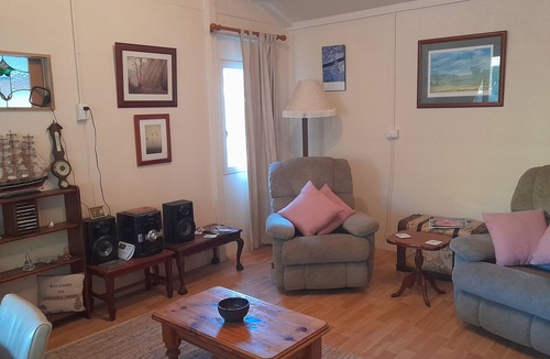 Hindmarsh Valley Cottage | Tranquil nature retreat, 6 mins. drive to shops and seaside town