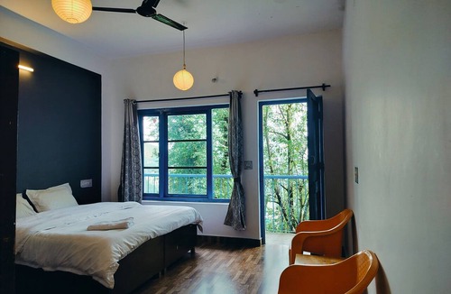 Bhagsu Nag Hotel | Tree House Bhagsu