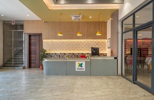 Madhurawada Hotel | Treebo Imperia, Kommadi