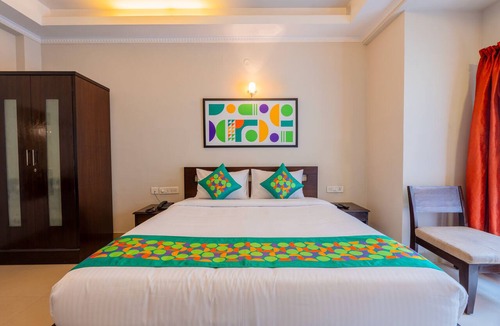 Koramangala Hotel | Treebo Ivory White Inn