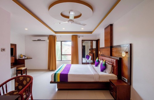 Anantha Narayanapuram Hotel | Treebo Premium Palmyra Milford, 2 Km From Alleppey Beach
