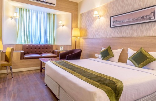 Pimpri - Chinchwad Hotel | Treebo Tryst Grand Emerald