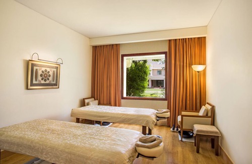 Basai Hotel | Trident, Agra