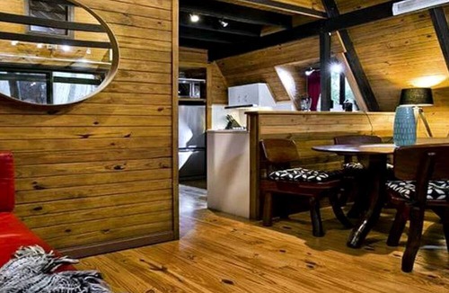 Springbrook Cabin | Unique Rainforest Getaway near Natural Bridge in Queensland