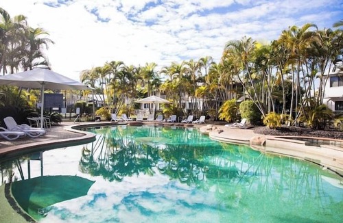 Noosaville Villa | Unit 21 - 2 Bedroom Villa in Tropical Resort in Noosaville