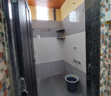 Narveer Tanaji Wadi Hostel | UrBan PG&HOSTEL Deluxe Triple Accommodation Boy's Only