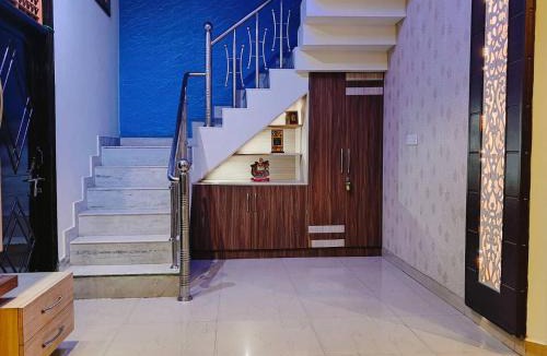 Dhanauli Villa | Urban Retreat