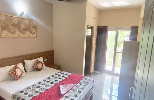 Kaloor Hotel | URBAN STAY