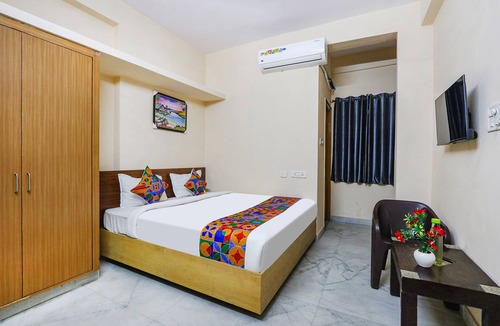 Kondapur Hotel | Via Prestige Castle - Nr. HITEX Exhibition Center, Hitech City
