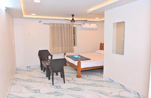Kamalapur House | Vijay Guest House Hampi-Kamalapura