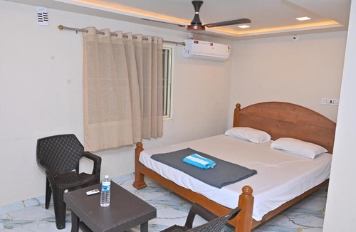 Kamalapur House | Vijay Guest House Hampi-Kamalapura