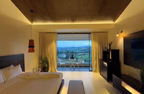 West Mere Resort | Virgin Valley