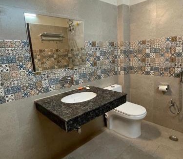 Varanasi House | Vistara courtyard