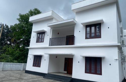 Vayittiri Villa | Wayanad Mona Villa