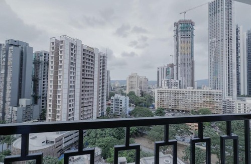 Borivali East Apartment | Western Suite - Gagal Home