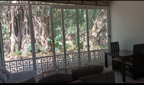 Sinquerim Apartment | White Guest House