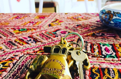 Lake Swaroop Sagar House | White House Homestay Udaipur