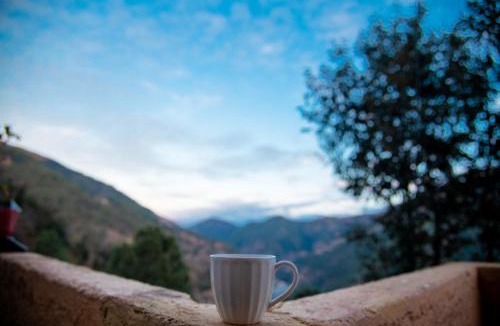 Ramgarh Ski Chalet | Wild Meadows by Levitate - Exclusive Dual Bedroom Chalet Open Sky View & Fully Equipped Kitchen