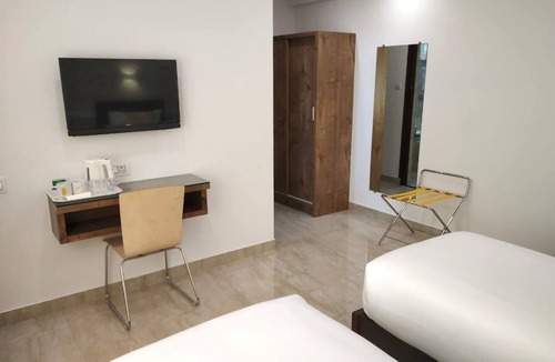 Hoysala Nagar Hotel | X by Bloom - Indiranagar