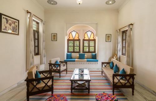 Bedla Villa | Yellow Bells