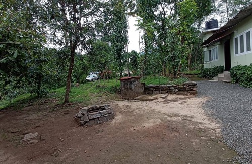 Devikolam House | “Your Family’s Perfect Getaway by the Riverside!”