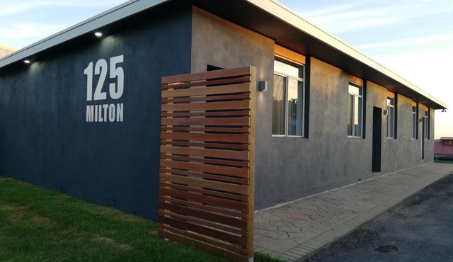 125 Milton in Milton