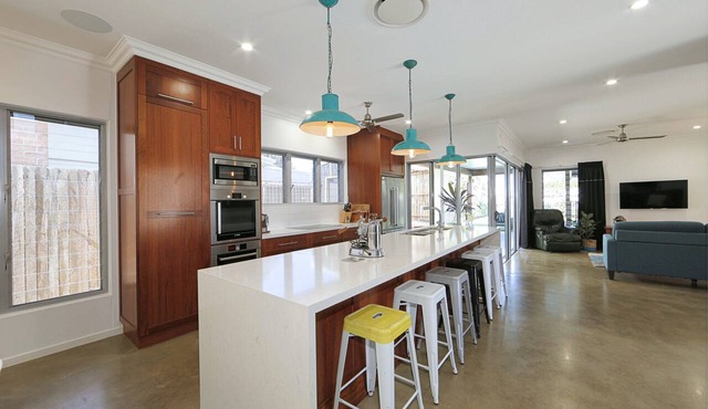 12th Tee Bed and Breakfast in Bargara