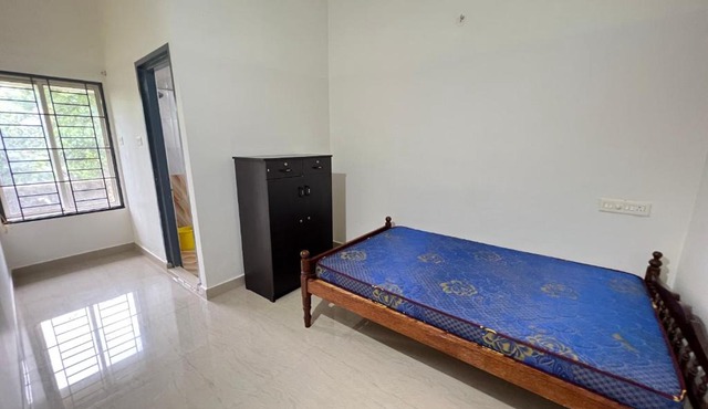 2 Bhk Full furnished Flat
