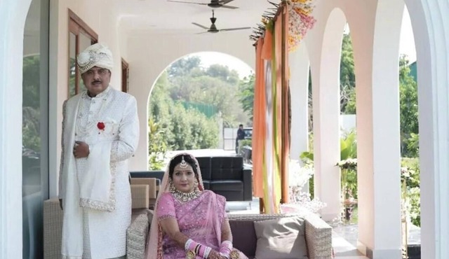 2BR Villa with Pool, BBQ & Music at GoBravo Grandeur Gurgaon in Gurugram